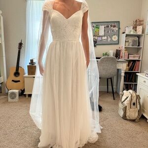 BELSOIE Cream/white lace wedding dress